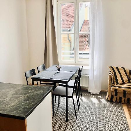 Old Town City Apartment Прага Екстер'єр фото