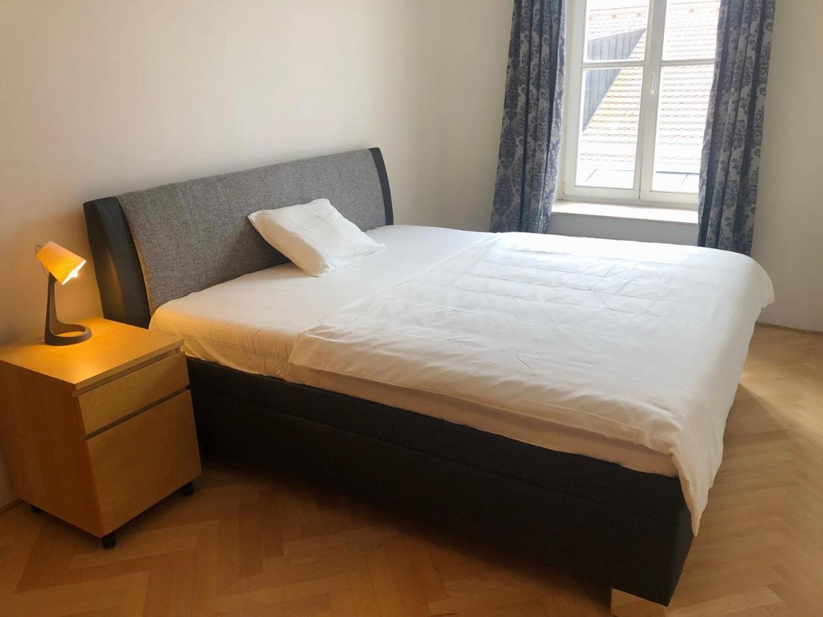Old Town City Apartment Прага Екстер'єр фото
